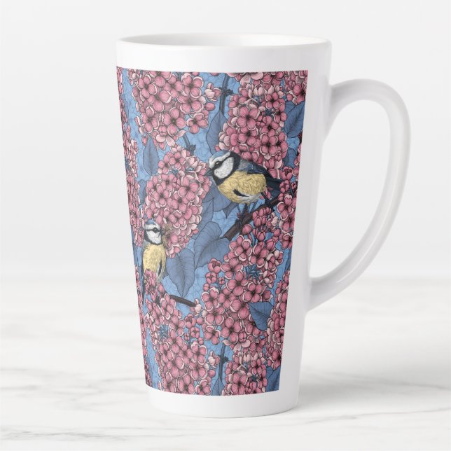 Tasse Latte Tit birds dans le jardin lilas (Droite)