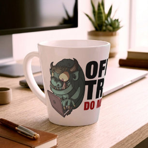 Tasse Latte Troll de bureau, ne le nourrissez pas ! Caricature