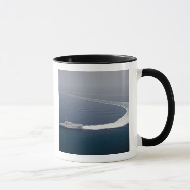 Tasse Le navire de combat littoral Independence 4 (Droite)