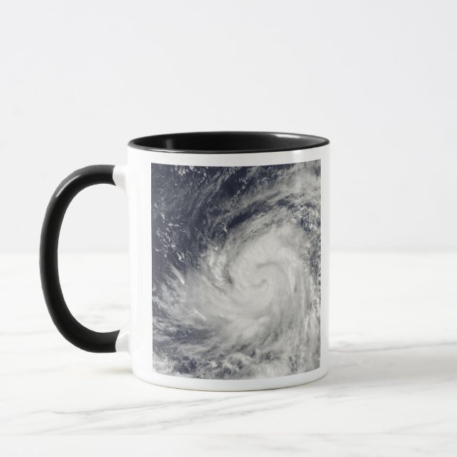 Tasse Le typhon Lupit au-dessus de l'océan Pacifique occ (Gauche)