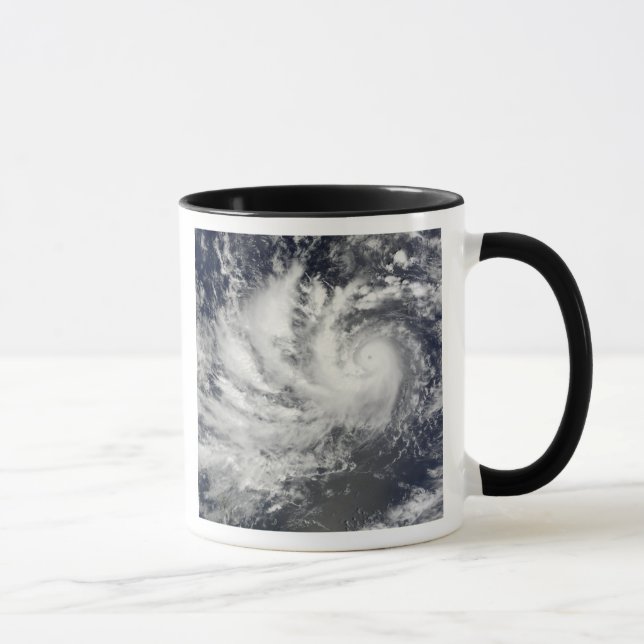 Tasse Le typhon Parme se dirige vers l'ouest (Droite)