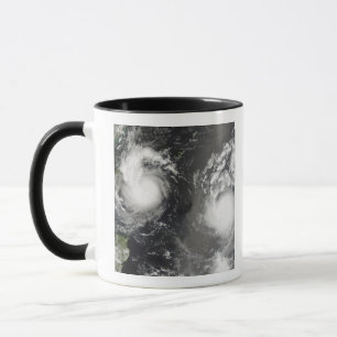 Tasse Le typhon Saomai et la tempête tropicale Bopha