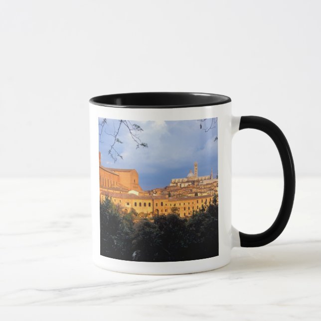 Tasse Le village toscan de Sienna, Italie. (Droite)