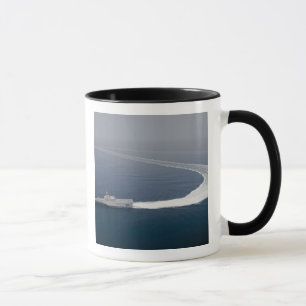 Tasse L'indépendance littorale 4 de bateau de combat