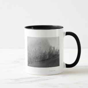 Tasse Little Missouri Butte Beyod Champ et arbres