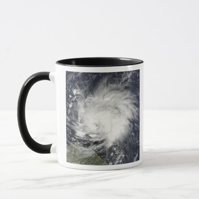 Tasse L'ouragan Tomas sur les Petites Antilles (Gauche)