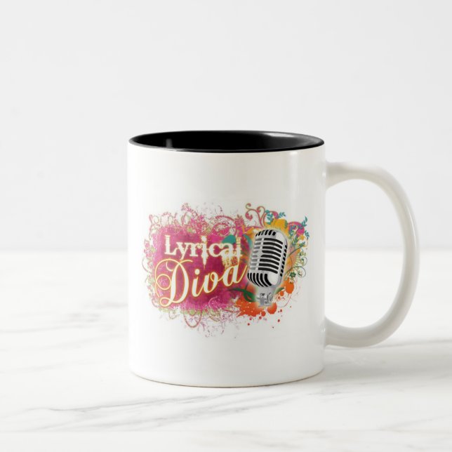 Tasse lyrique Deux-Modifiée la tonalité (Droit)