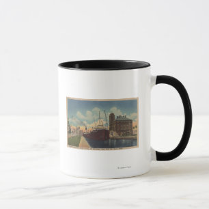 Tasse Marie, MI - vue de cargo laissant MacArthur