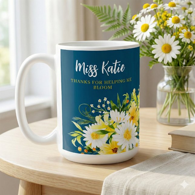 Tasse Merci de m'avoir aidé à fleurir Daisy (Thank a special teacher with this beautiful daisy, "Thanks for helping me bloom" personalized mug! )