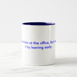 Tasse mignonne avec dire drôle de travail