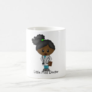 Tasse mignonne de femme docteur - noir/Africain