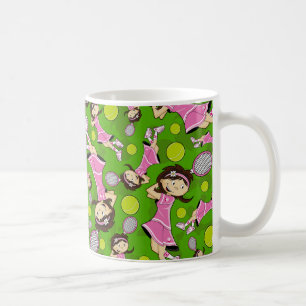 Tasse mignonne de fille de tennis