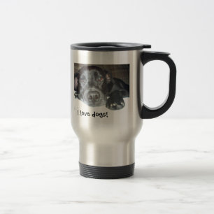 Tasse mignonne de voyage de chiot