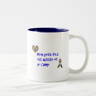 Tasse Mon petit-fils est autiste et je l'aime Two-Tone Coffee Mug