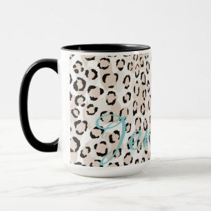 Tasse monogramme d'impression chic de guépard noir et bl