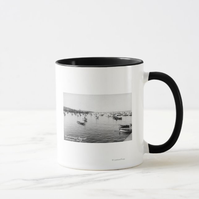 Tasse Monterey, CA - Baie avec des centaines de bateaux  (Droite)