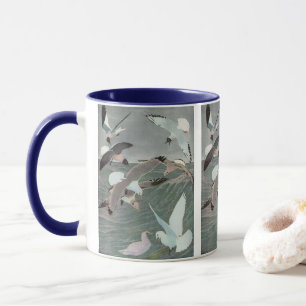 Tasse Mouettes au-dessus des vagues océaniques par Louis