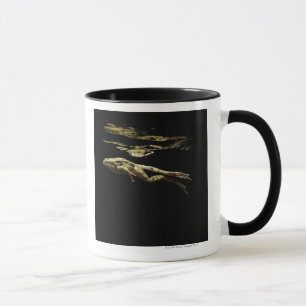 Tasse natation de grenouille dans l'obscurité juste