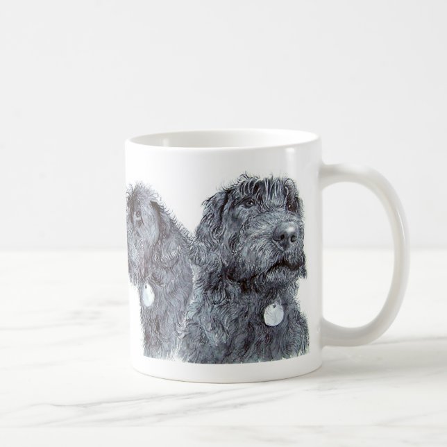 Tasse noire de Labradoodles (Droite)