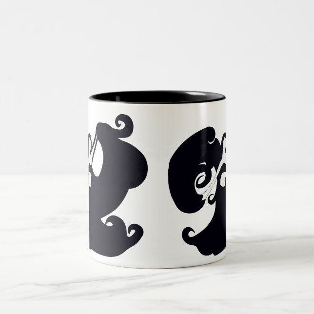 Tasse noire et blanche de danseuses du ventre (Centre)