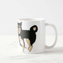 Tasse noire et bronzage drôle et mignonne de chien