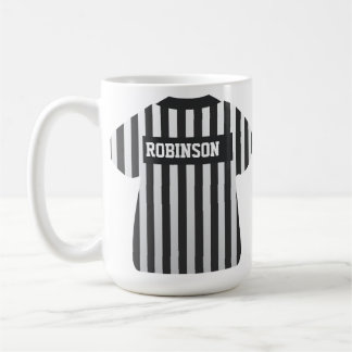 Tasse nommée d'arbitre