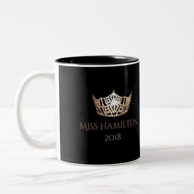 Tasse nommée faite sur commande de couronne d'or (Gauche)