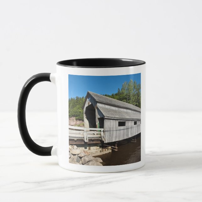 Tasse Nouveau-Brunswick, Canada. Rivière Irish recouvert (Gauche)