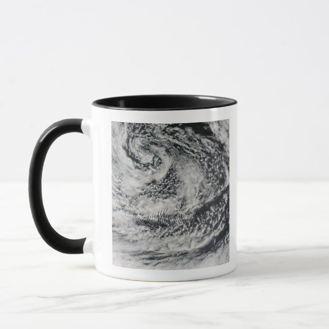 Tasse Nuages ondulés en forme de navire 2 (Gauche)