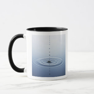 Tasse Ondulation sur l'eau