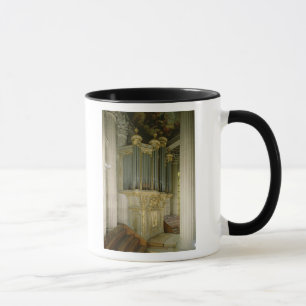 Tasse Organe dans la chapelle