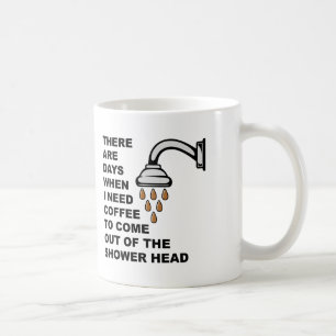Tasse ou tasse de voyage drôle à tête de douche à 