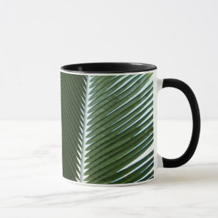 Tasse Overlapping Palm Fronds Tropical Green Abstract