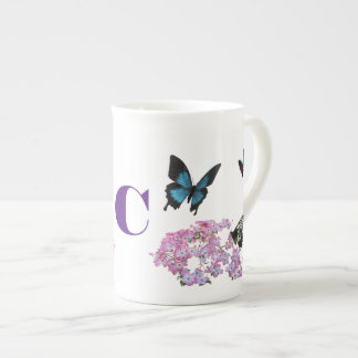 Tasse papillon (personnalisable)