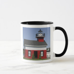 Tasse Phare déplacé sur le rivage à Douglas près de