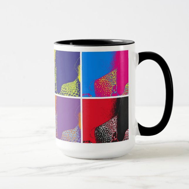 Tasse Pied sur un style de selles (Droite)