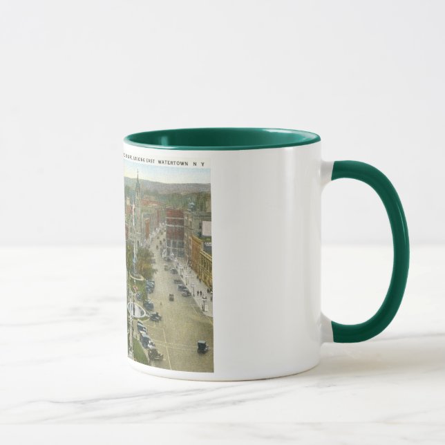 Tasse Place publique, cru 1928 de Watertown NY (Droite)