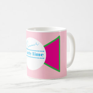 Tasse pour l'heure de la fête estivale