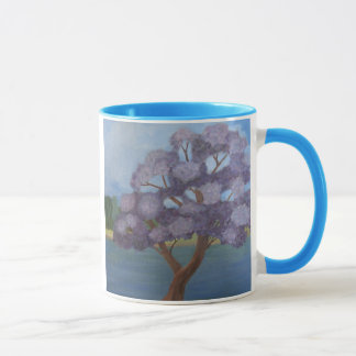 tasse pourpre fleurissante