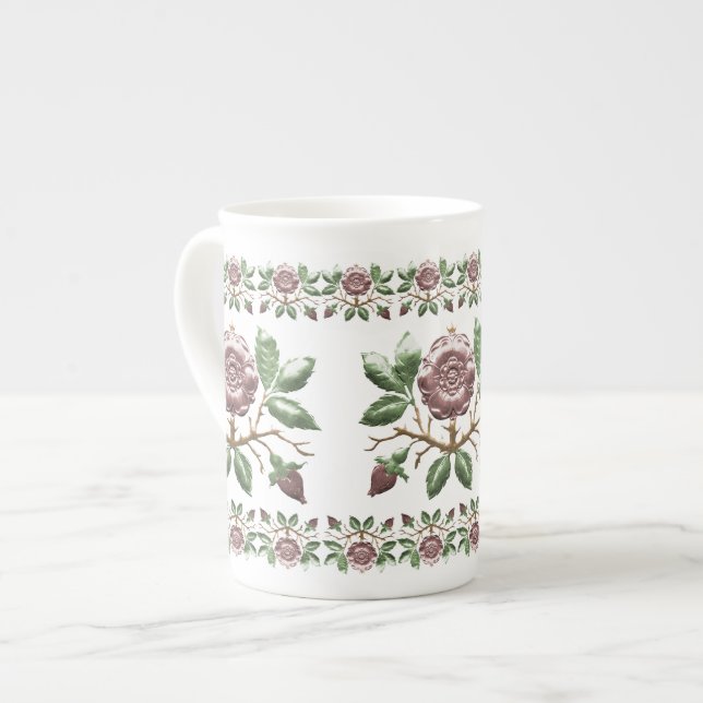 Tasse rose de thé de porcelaine de Tudor (Devant gauche)