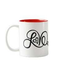 Tasse rouge d'amour avec le logo de la KP