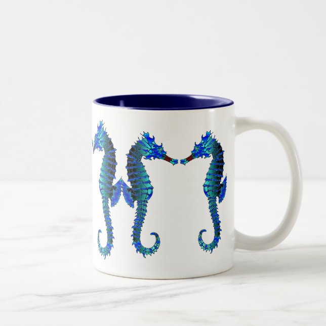 Tasse rouge d'hippocampes de museau (Droit)