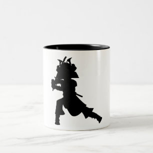 Tasse samouraï de silhouette de guerrier