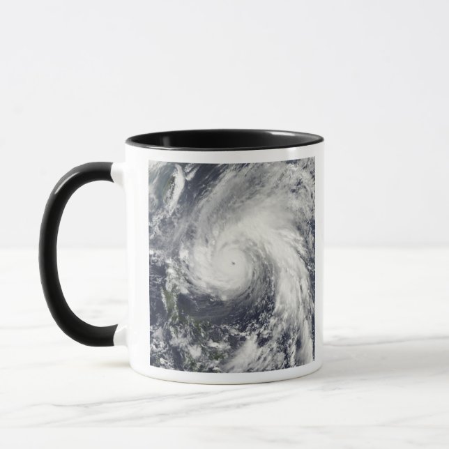 Tasse Super typhon Megi (Gauche)