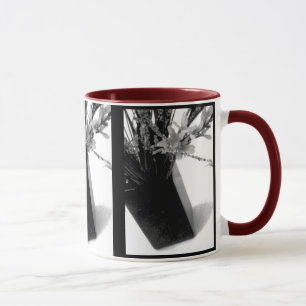 Tasse Tasse, boisson - contact du rouge en noir et blanc