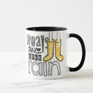 Tasse toujours danse sous la pluie