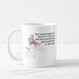 Tasse tous terrains dangereuse du quadruple ATV