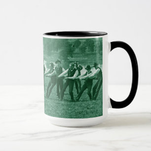 Tasse Tug-O-War Tug de guerre Homme des années 1890 - Ve