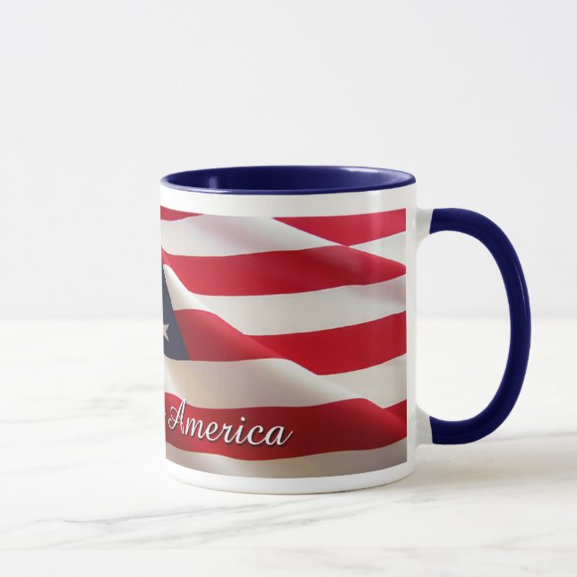 TASSE UN DIEU BÉNISSENT L'AMÉRIQUE (Droite)