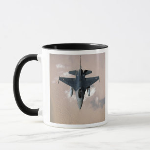 Tasse Un F-16 émirati